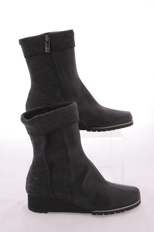 Thierry Rabotin – Clay Low Wedge Wool & Leather Ankle Boot