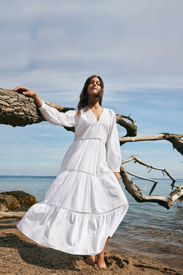 GOMAYE - Tiered V neckline cotton Maxi Dress in White