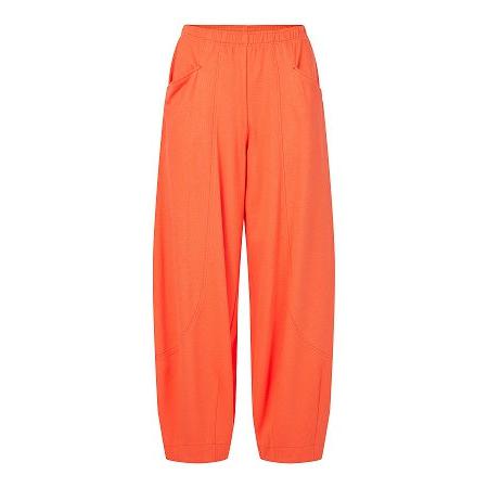 NOEN - Ankle Length Loose Fit Trousers with Tapered Ankles in Beige (81366-9480)