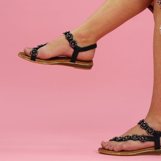 Lunar Shoes - Charlotte II Toe Loop Flower Sandal (2 colours)