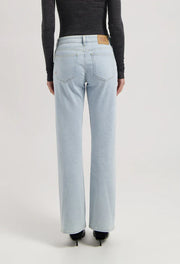 MUD Jeans - Carry - Mid Rise Straight Leg Jean - Light Stone