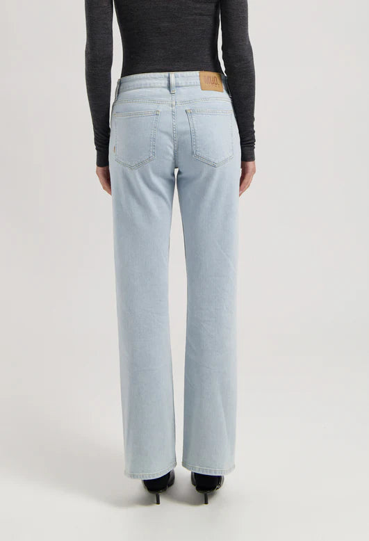 MUD Jeans - Carry - Mid Rise Straight Leg Jean - Light Stone