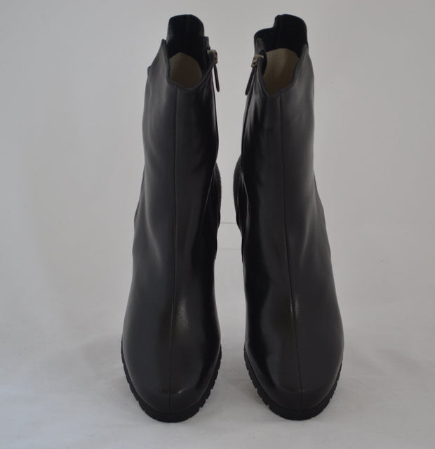 Thierry Rabotin – Black & Grey High Wedge Boot