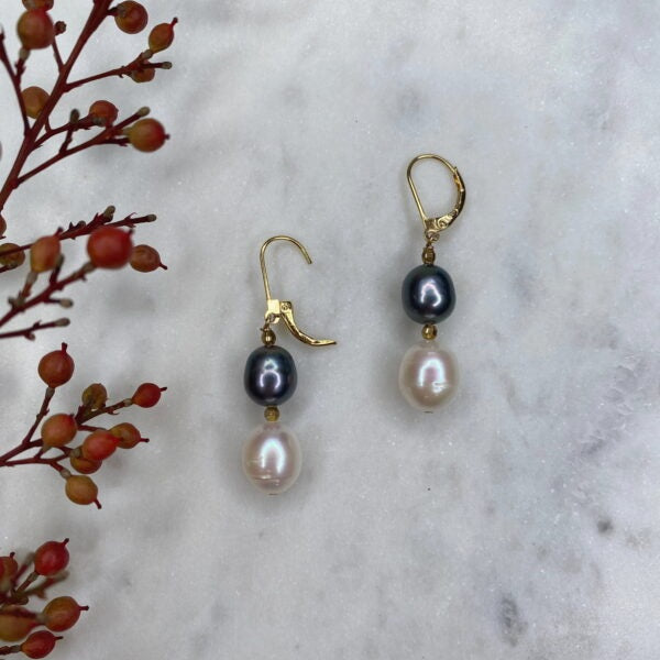 The Real Pearl Co. - Black & White Drop Pearl Earring On Gilt 2-Part Closers
