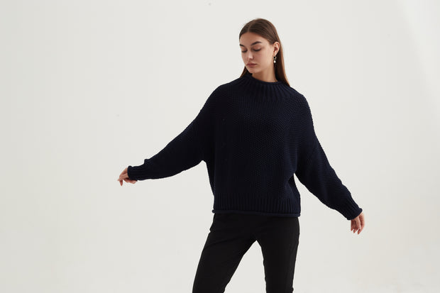 Tirelli - Chunky Knit Jumper with Rolled Hem in Navy (K2730)